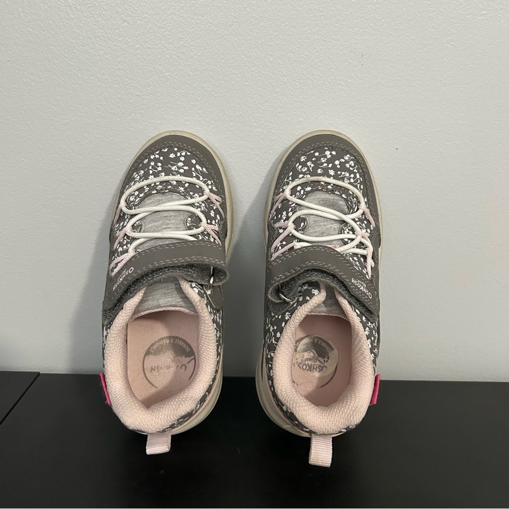 OshKosh B'gosh Gray and Pink Kids Sneakers